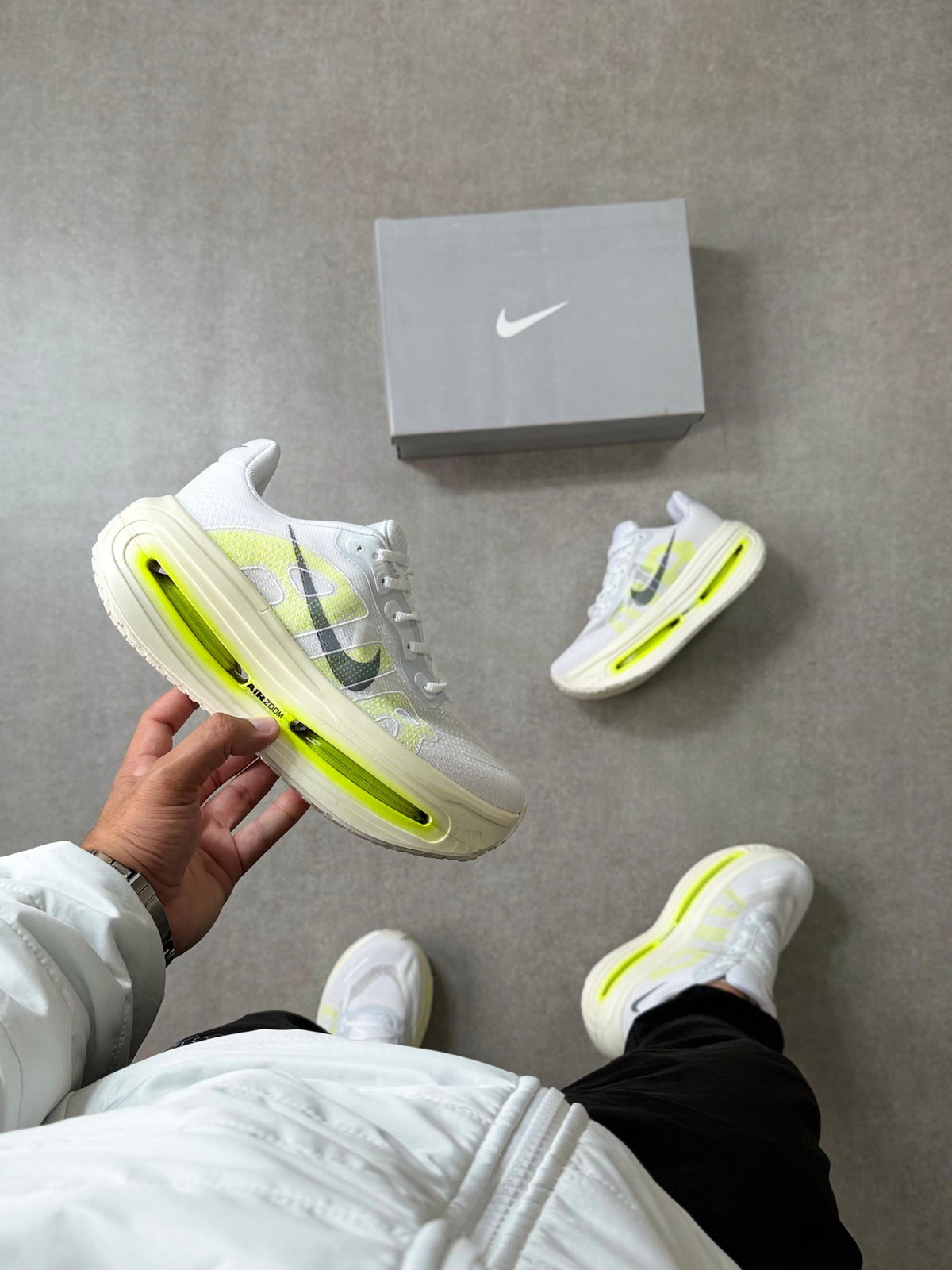 Tênis Nike Vomero Importado Branco Verde
