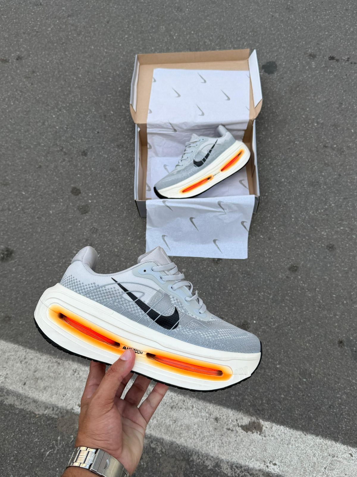 Tênis Nike Vomero Importado Cinza Branco
