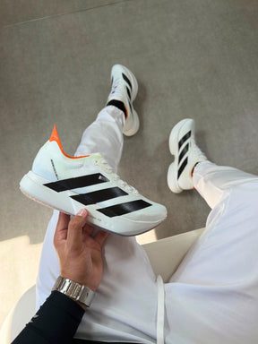 Tênis Adizero Adios Pro 4 Branco Preto Laranja