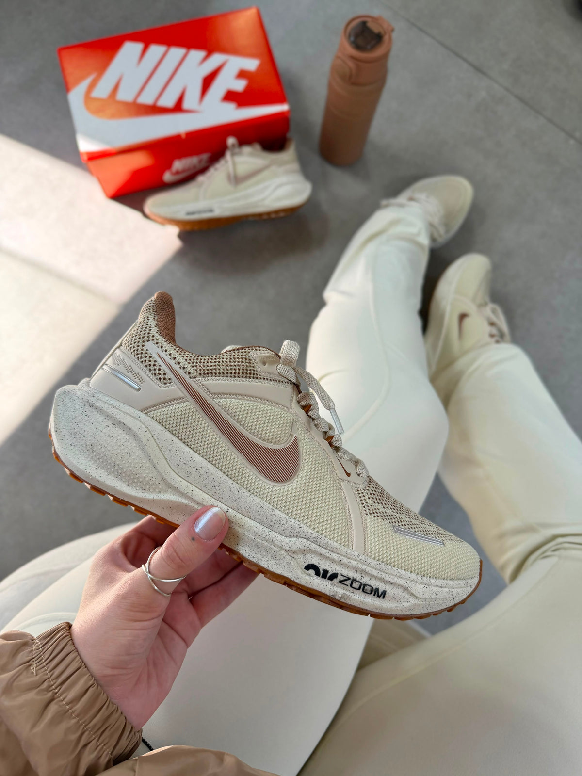 Tênis Feminino Pegasus 41 Bege