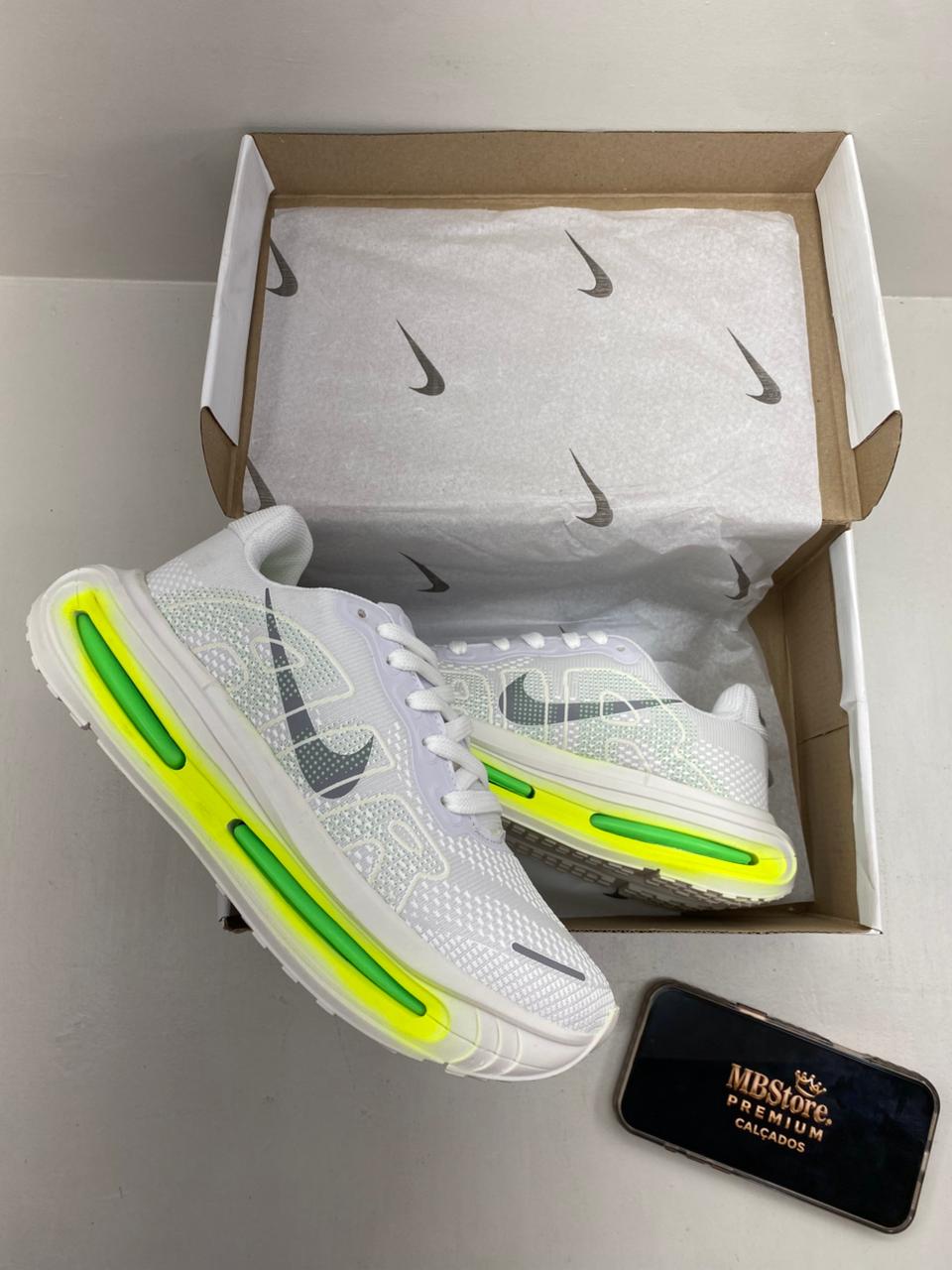 Tênis Nike Vomero Premium Branco Verde