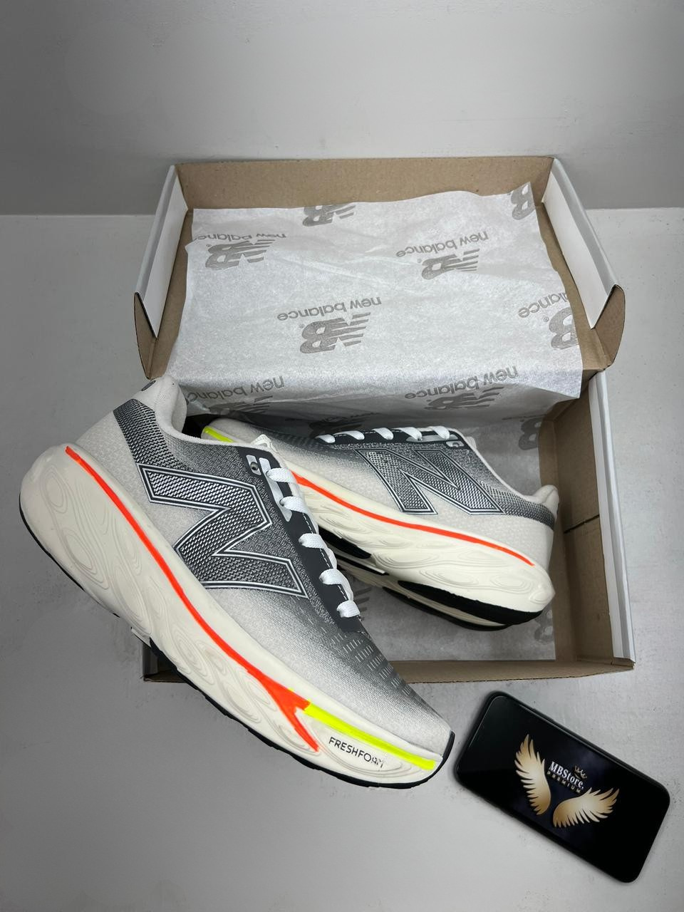 New Balance Fresh 1080 Off/Laranja